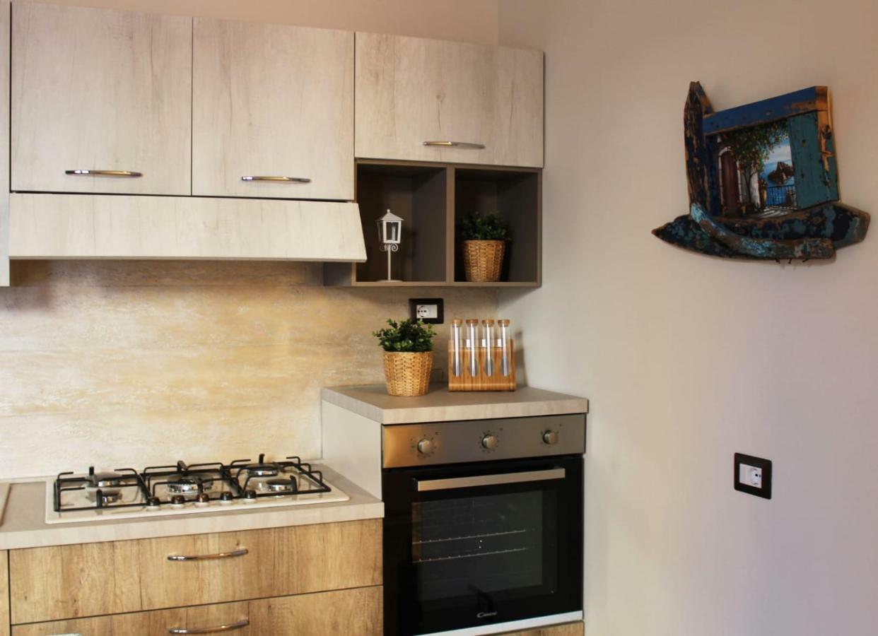 Isolabella Bed & Breakfast Мадзара дел Вало Екстериор снимка