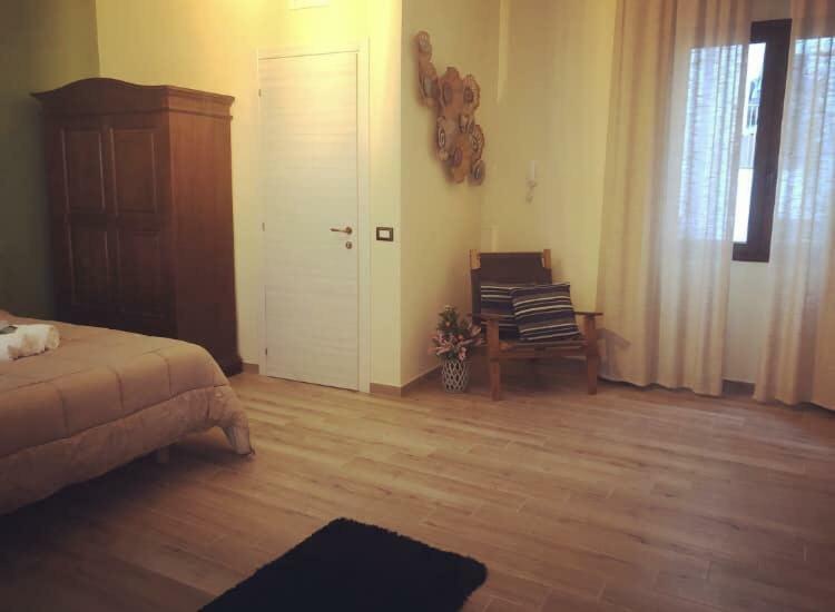 Isolabella Bed & Breakfast Мадзара дел Вало Екстериор снимка