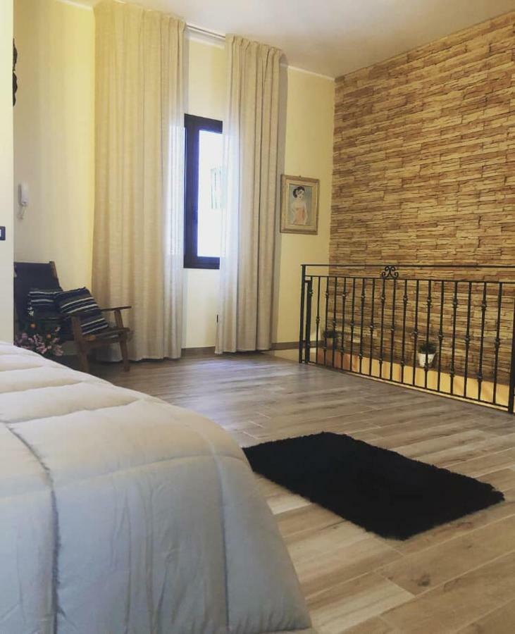 Isolabella Bed & Breakfast Мадзара дел Вало Екстериор снимка