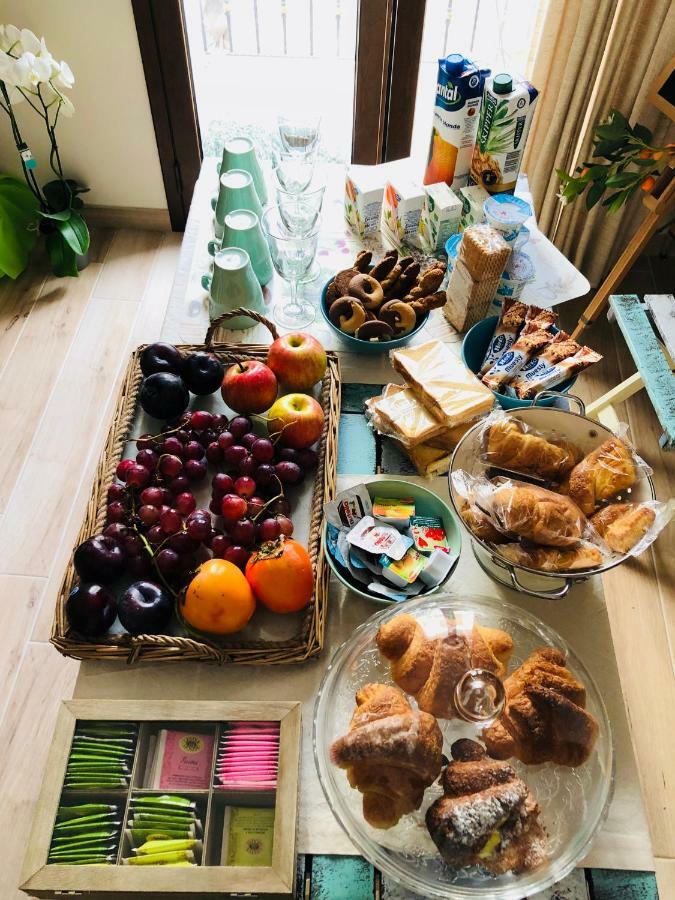 Isolabella Bed & Breakfast Мадзара дел Вало Екстериор снимка